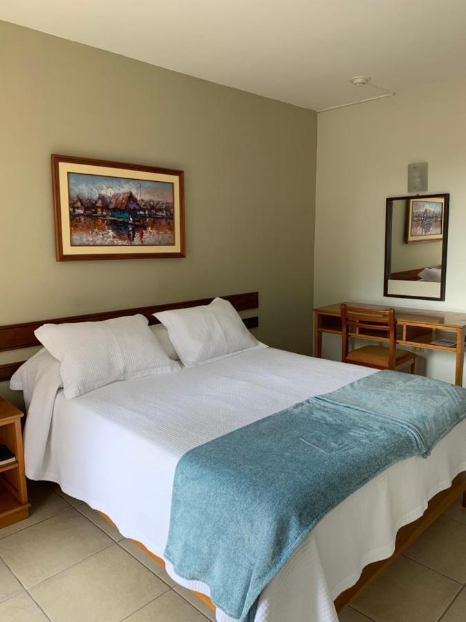 Hotel Acosta อีกีโตส ภายนอก รูปภาพ