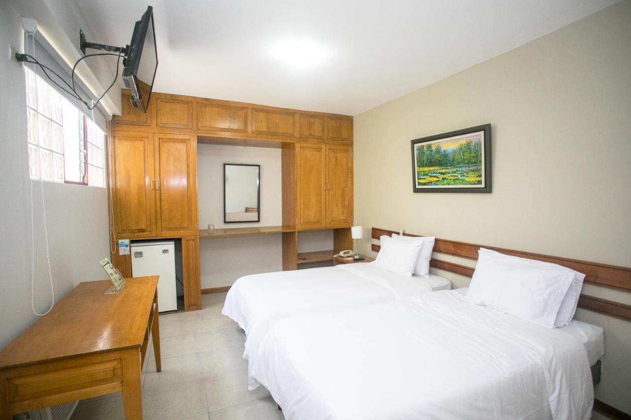 Hotel Acosta อีกีโตส ภายนอก รูปภาพ